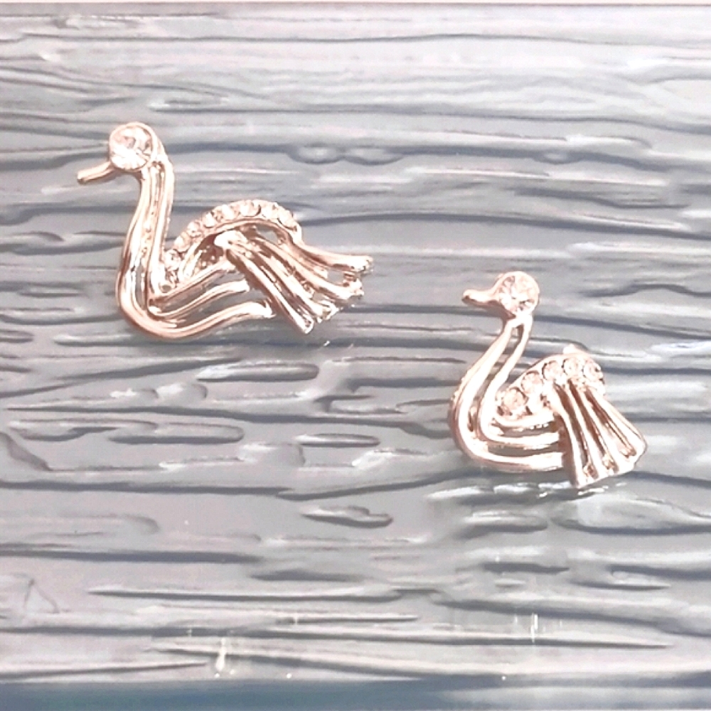 Vintage Rhinestone and Silver Brooch Set Mother and Baby Swans
